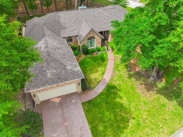 $875,000 | 901 Longmire Road, Unit 51, Conroe, TX 77304