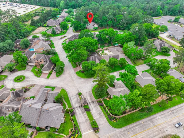 $875,000 | 901 Longmire Road, Unit 51, Conroe, TX 77304