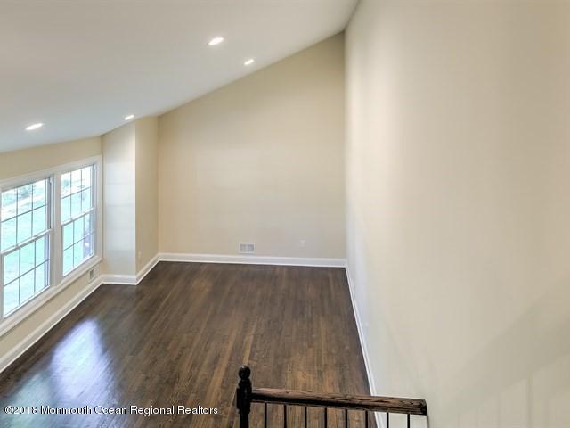 420 Schanck Road Freehold, NJ 07728 - Photo 5 of 27 LIVING ROOM