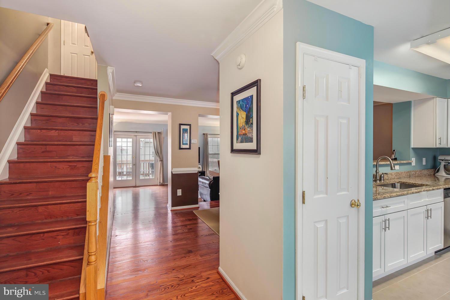 6508 Castine Lane Springfield, VA 22150 - Photo 4 of 30 Interior (General)