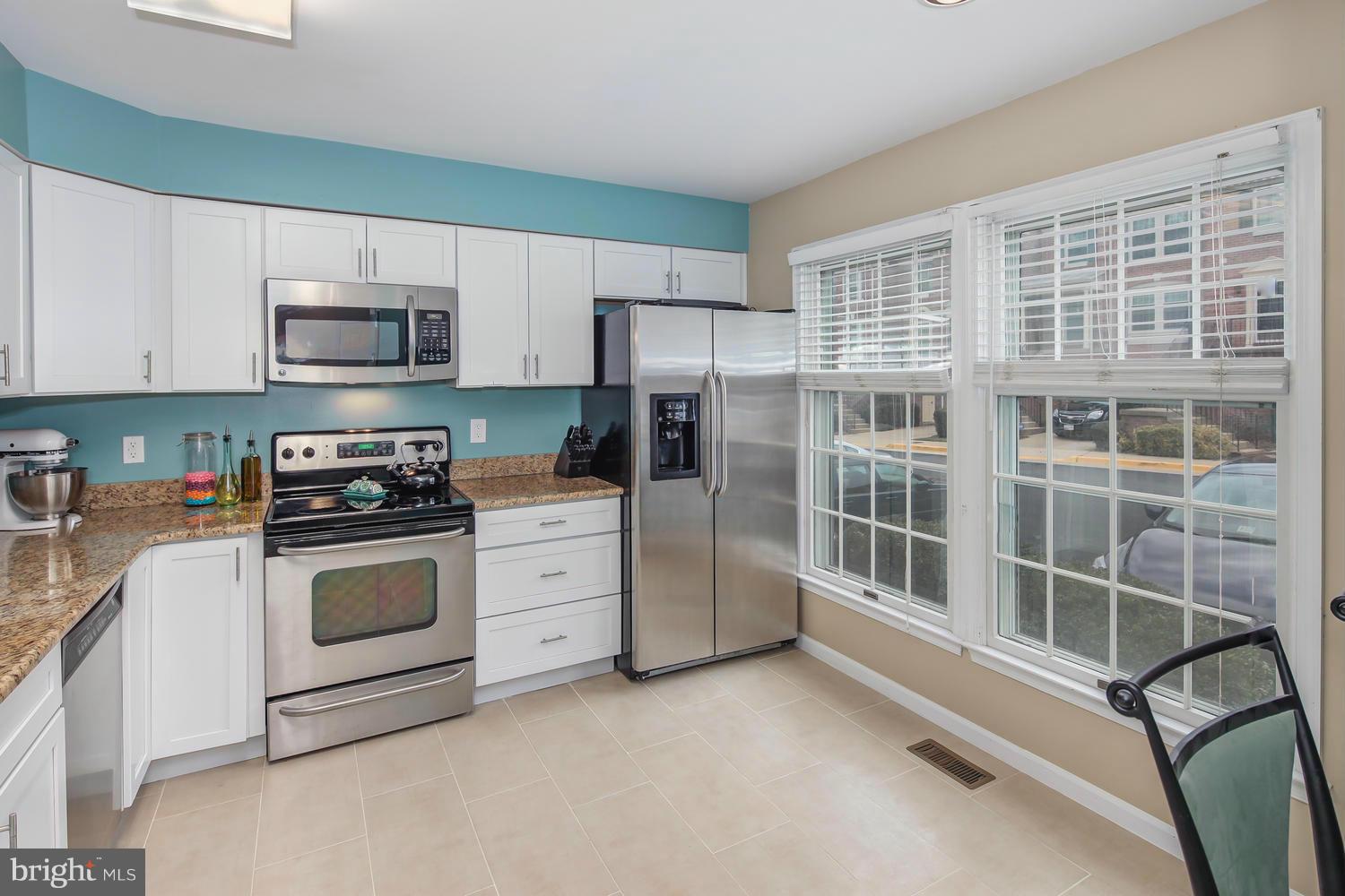 6508 Castine Lane Springfield, VA 22150 - Photo 6 of 30 Kitchen