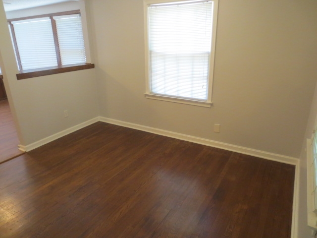 1058 Will Scarlet Road Memphis, TN 38111 - Photo 3 of 15 Gallery Image 3