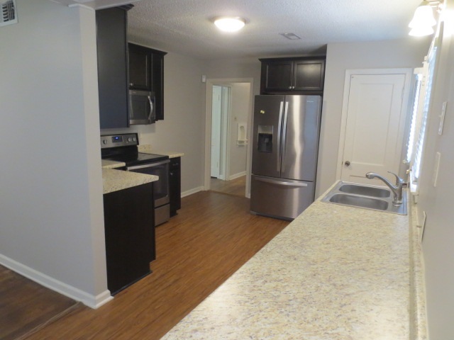 1058 Will Scarlet Road Memphis, TN 38111 - Photo 10 of 15 Gallery Image 10