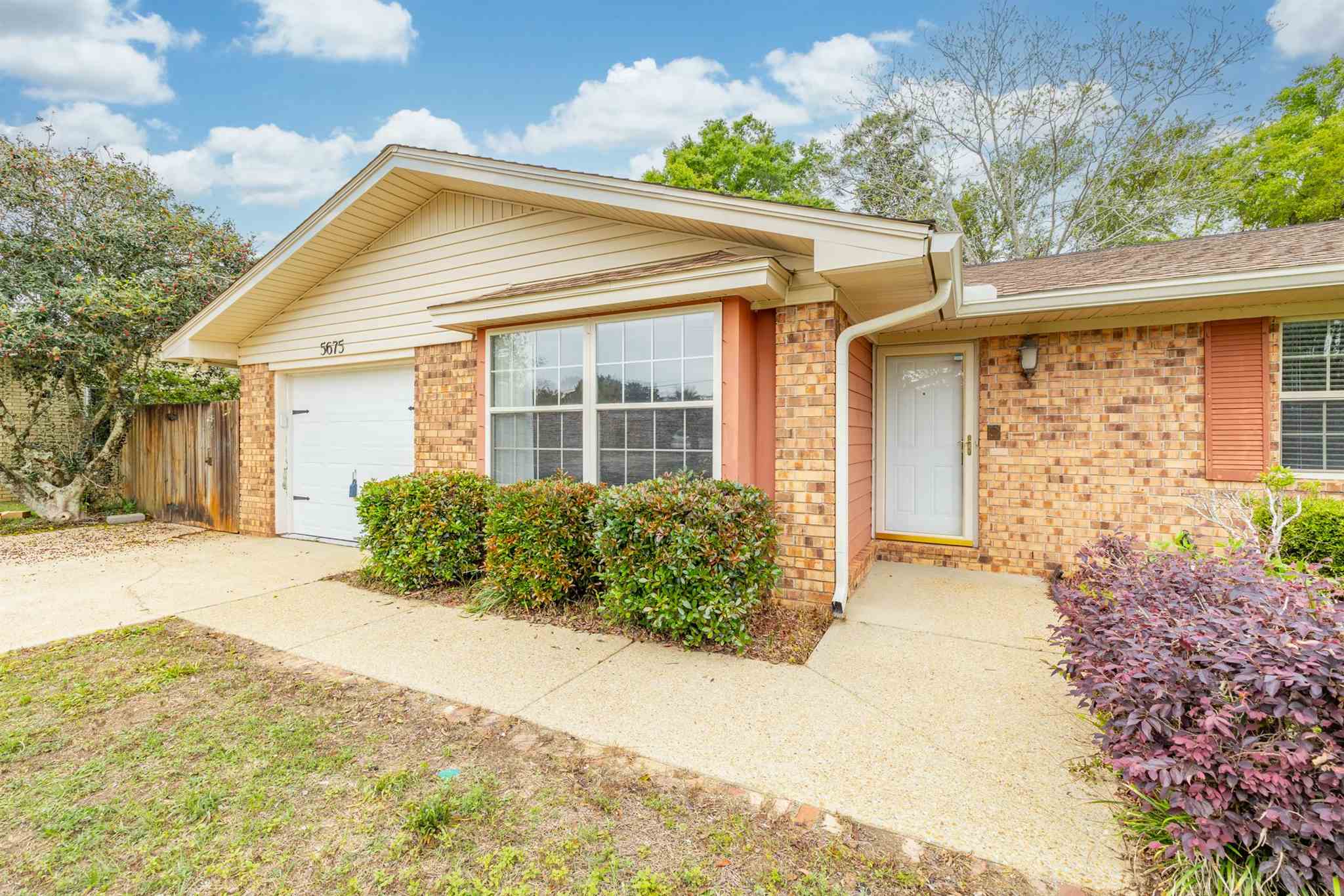 5675 Keystone Road Pensacola, FL 32504 - Photo 4 of 31 Gallery Image 4