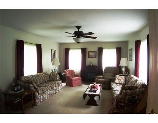 107 Election House Road Prospect, PA 16052 - Photo 6 of 12 Family Room.