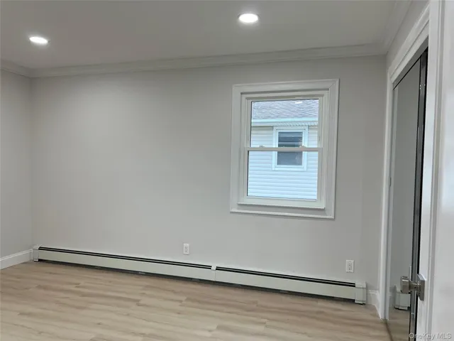 $4,000 | 683 Old Bethpage Road, Old Bethpage, NY 11804