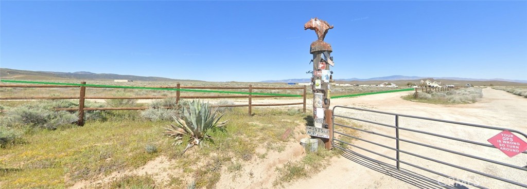 45455 137th Street West Lancaster, CA 93536 - Photo 2 of 15