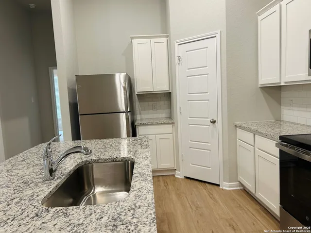 $1,750 | 367 Nespral Drive, San Antonio, TX 78253