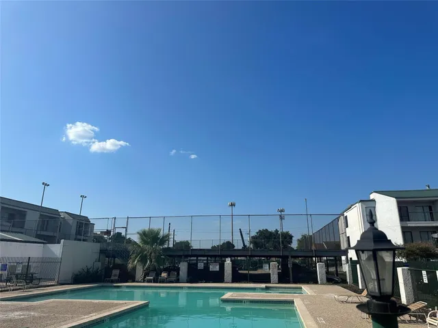 a view of a tennis court