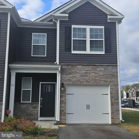 a view of a house with entrance