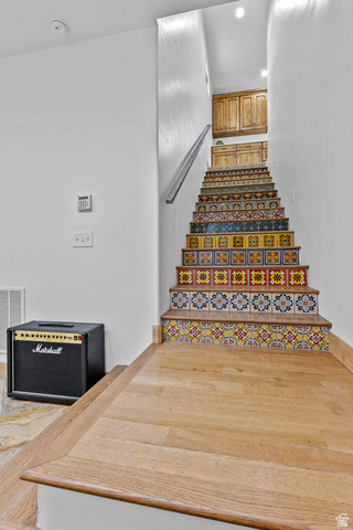 98 Bridge Road Rockville, UT 84763 - Photo 37 of 64 Stairway to Upper Floor