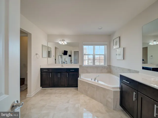 $1,120,000 | 8713 Kittama Drive, Clinton, MD 20735