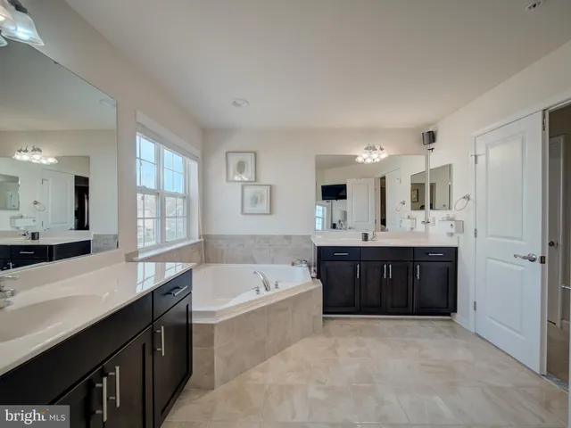 $1,120,000 | 8713 Kittama Drive, Clinton, MD 20735