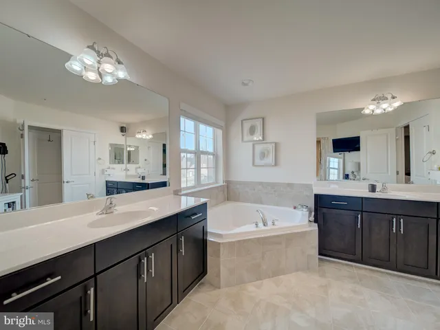 $1,120,000 | 8713 Kittama Drive, Clinton, MD 20735