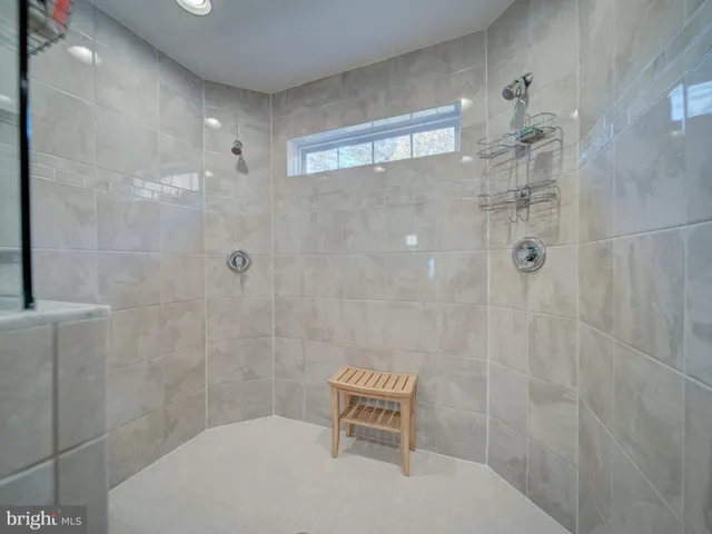 $1,120,000 | 8713 Kittama Drive, Clinton, MD 20735