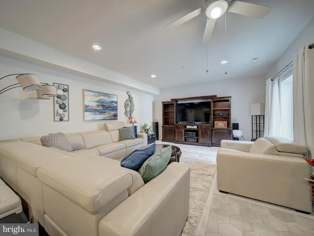 $1,120,000 | 8713 Kittama Drive, Clinton, MD 20735