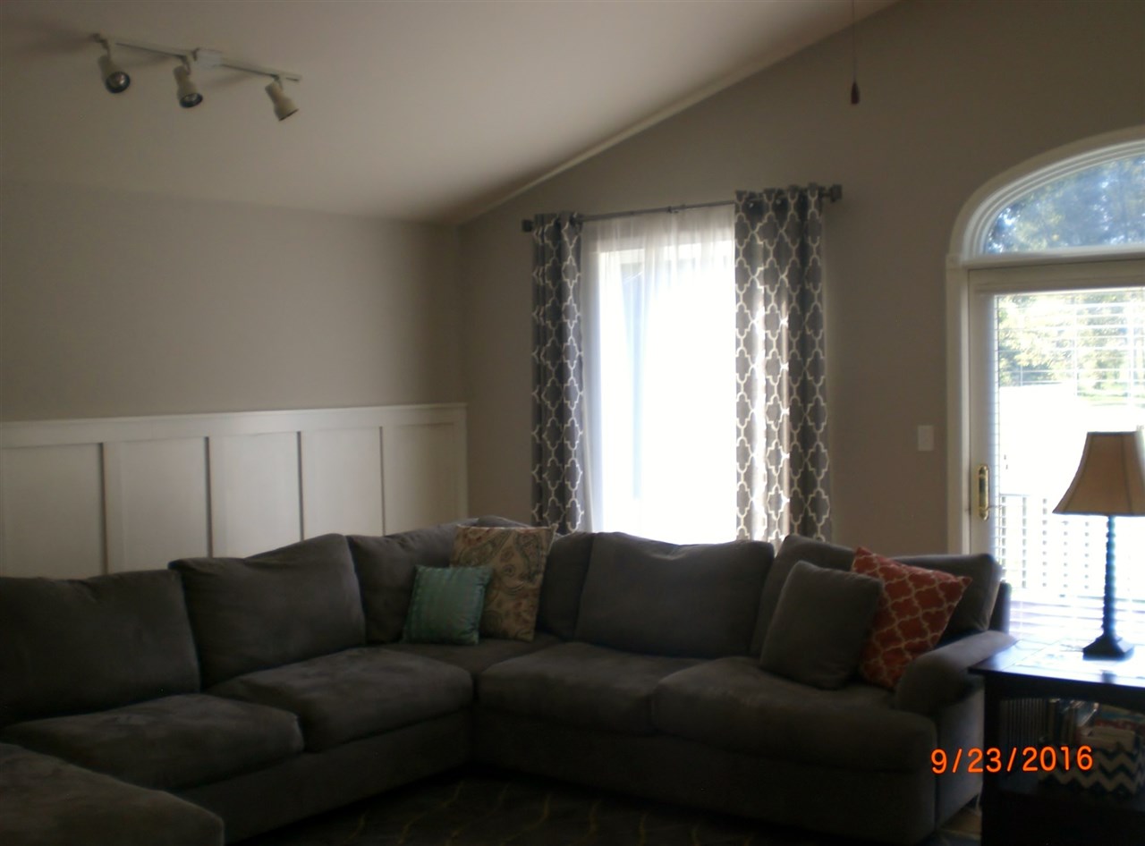 8761 Tscharner Road Henderson, KY 42420 - Photo 4 of 25 Gallery Image 4