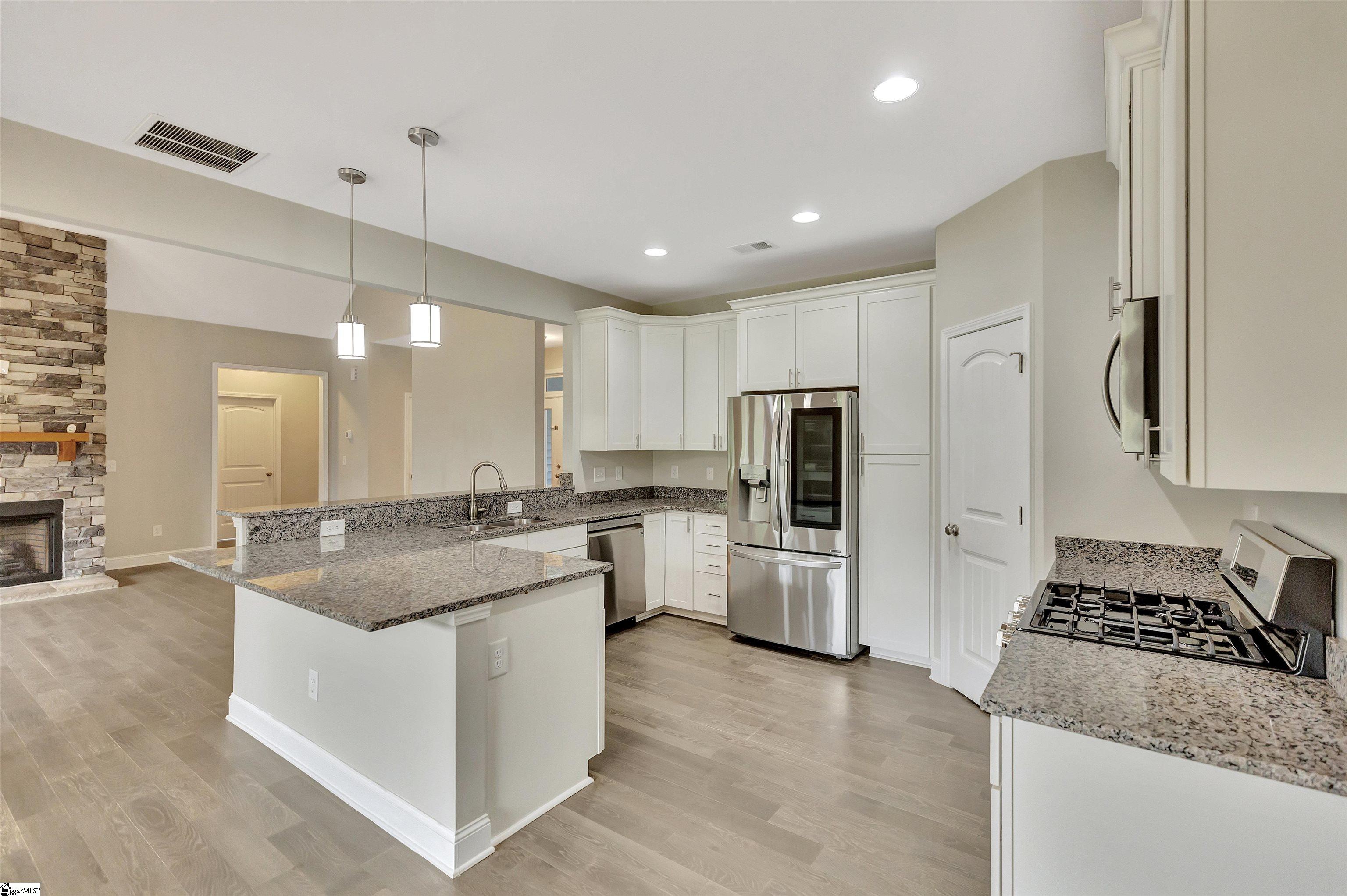 3006 Cobbs Way Anderson, SC 29621 - Photo 12 of 33 Gallery Image 12