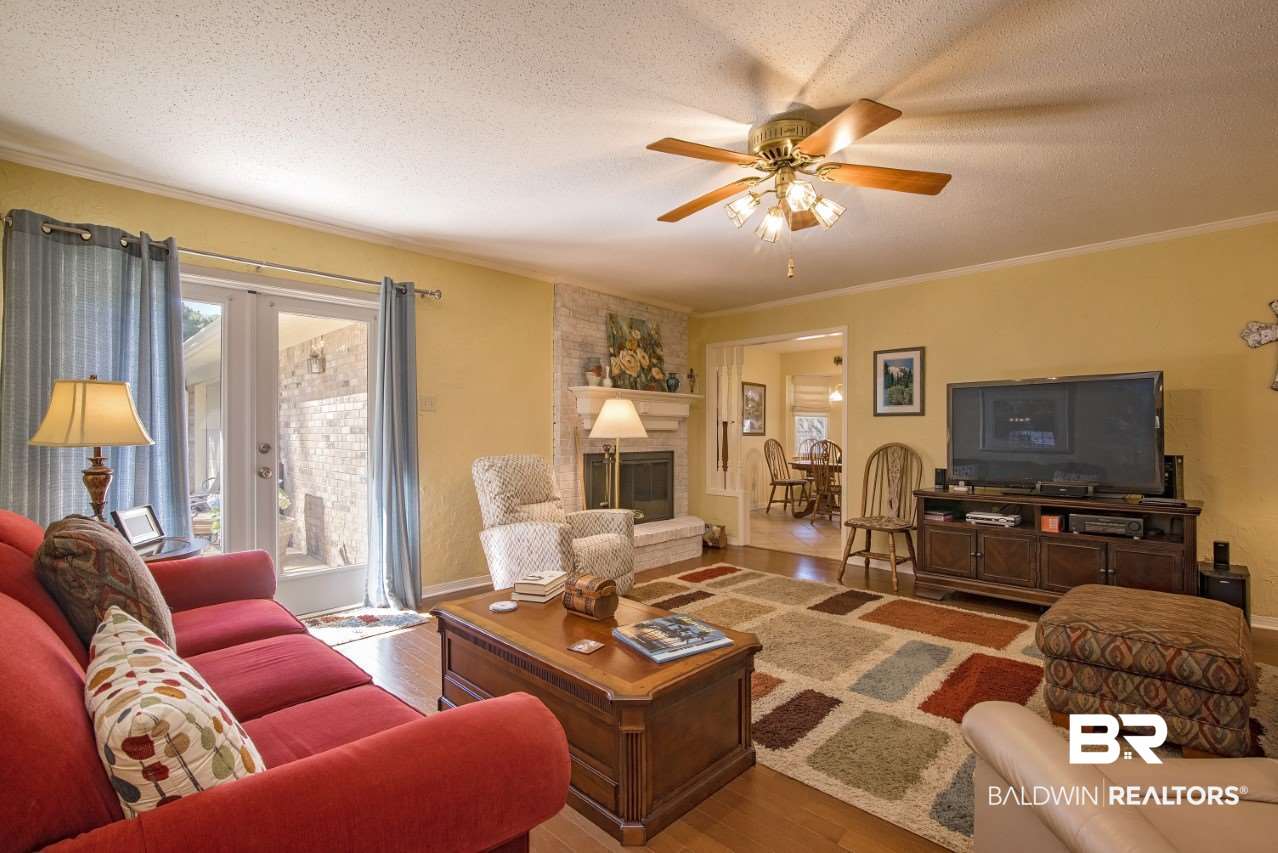 140 Ridgewood Drive Daphne, AL 36526 - Photo 16 of 34