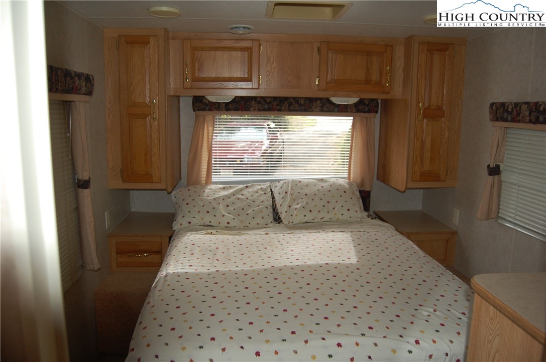 151 Black Pine Road Newland, NC 28657 - Photo 14 of 15 Gallery Image 14