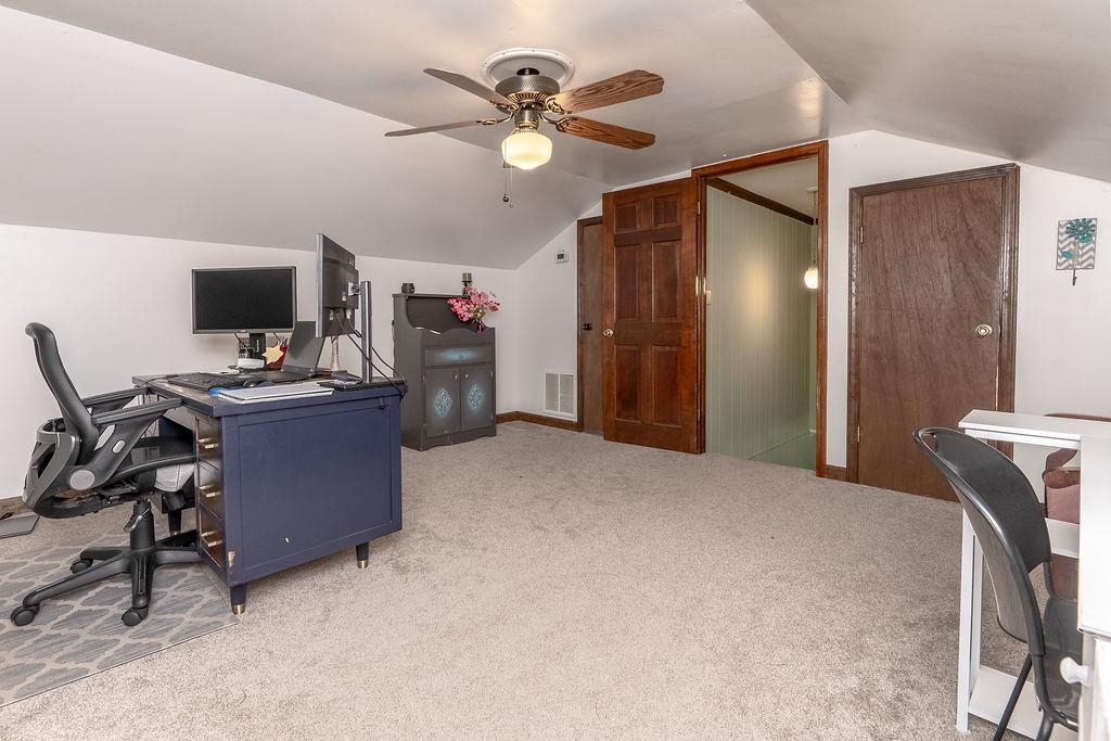 5870 Monk House Road Somerville, TN 38068 - Photo 28 of 40 a workspace with furniture and ceiling fan