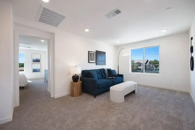 $429,990 | 1724 Grand Breeze Lane, Unit 71, Lincoln, CA 95648