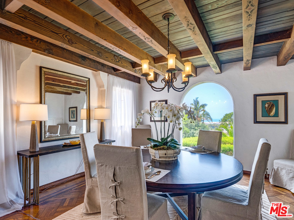 253 Rees Street Playa del Rey, CA 90293 - Photo 12 of 46 Gallery Image 12