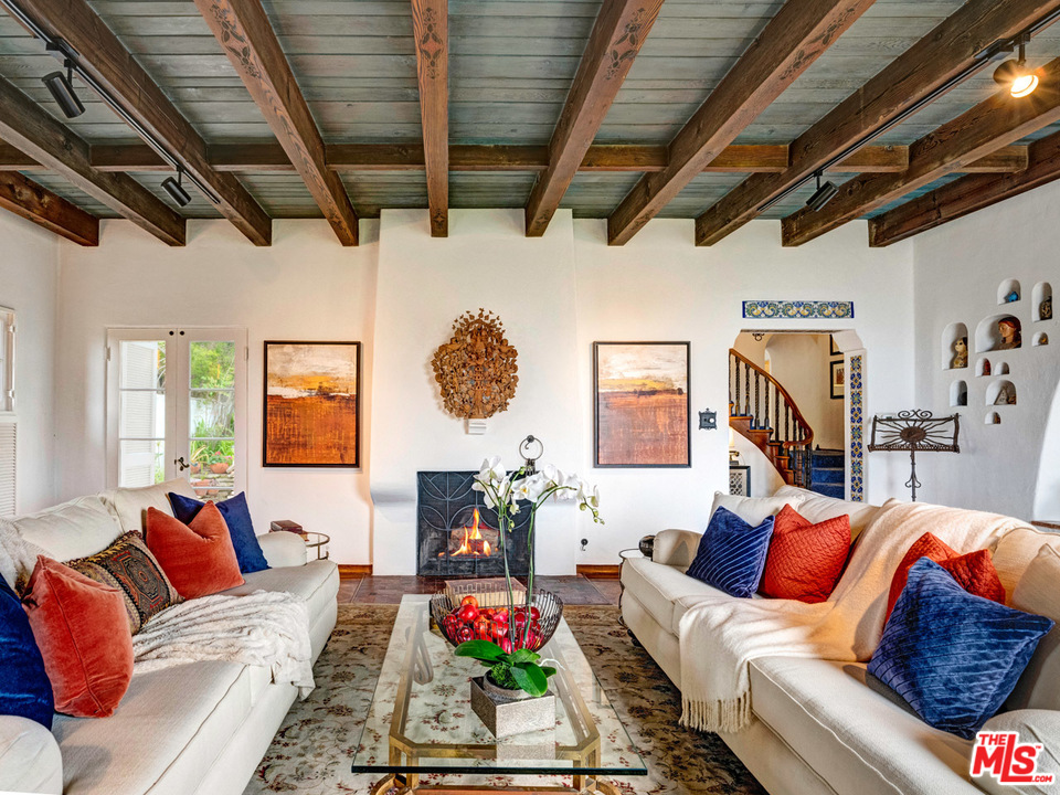 253 Rees Street Playa del Rey, CA 90293 - Photo 7 of 46 Gallery Image 7