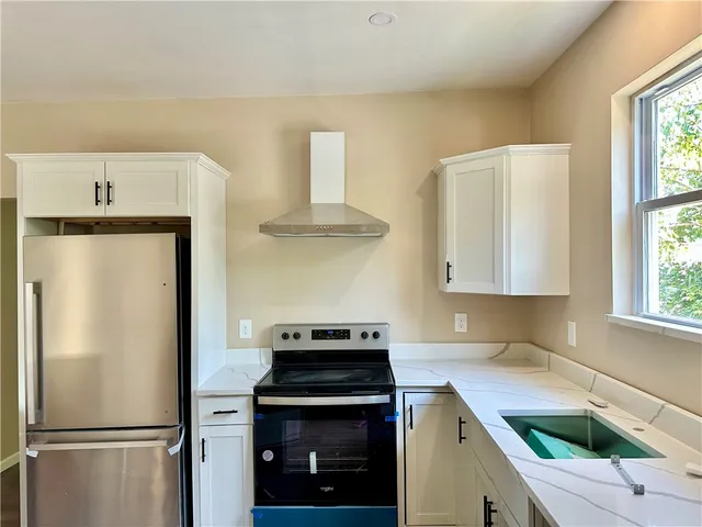 $769,900 | 6 Stockwell Street, Providence, RI 02909