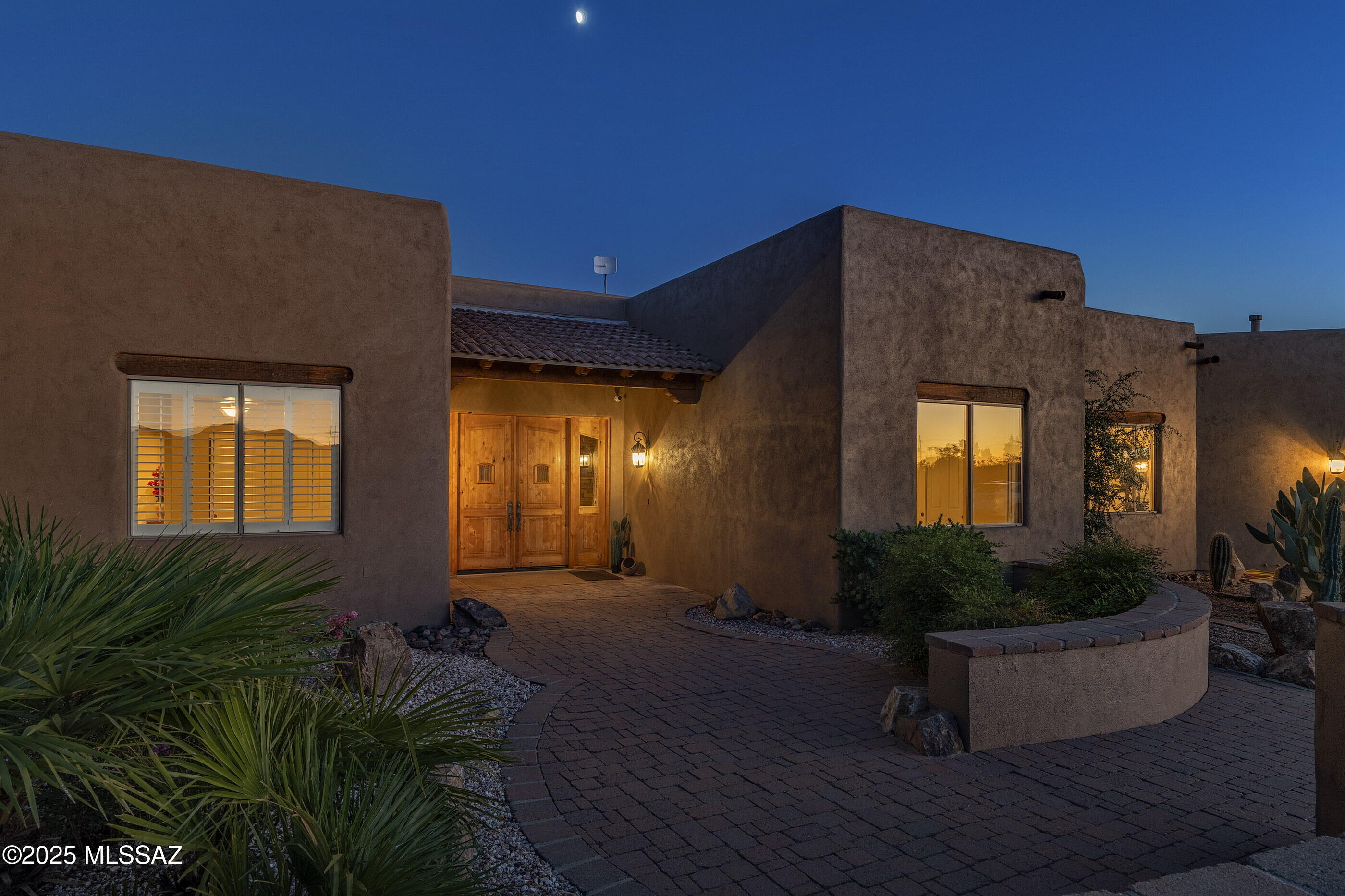 1751 West Sunkist Road Tucson, AZ 85755 - Photo 2 of 48