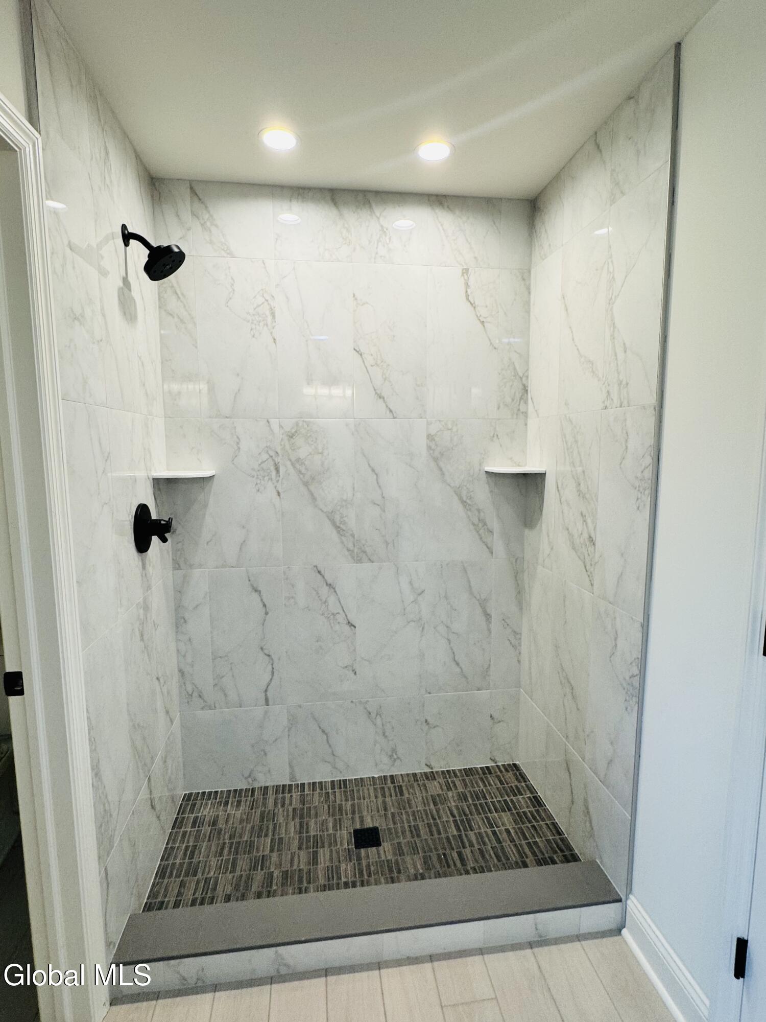 227 Shaker Ridge Drive Colonie, NY 12110 - Photo 14 of 19 Master Bath