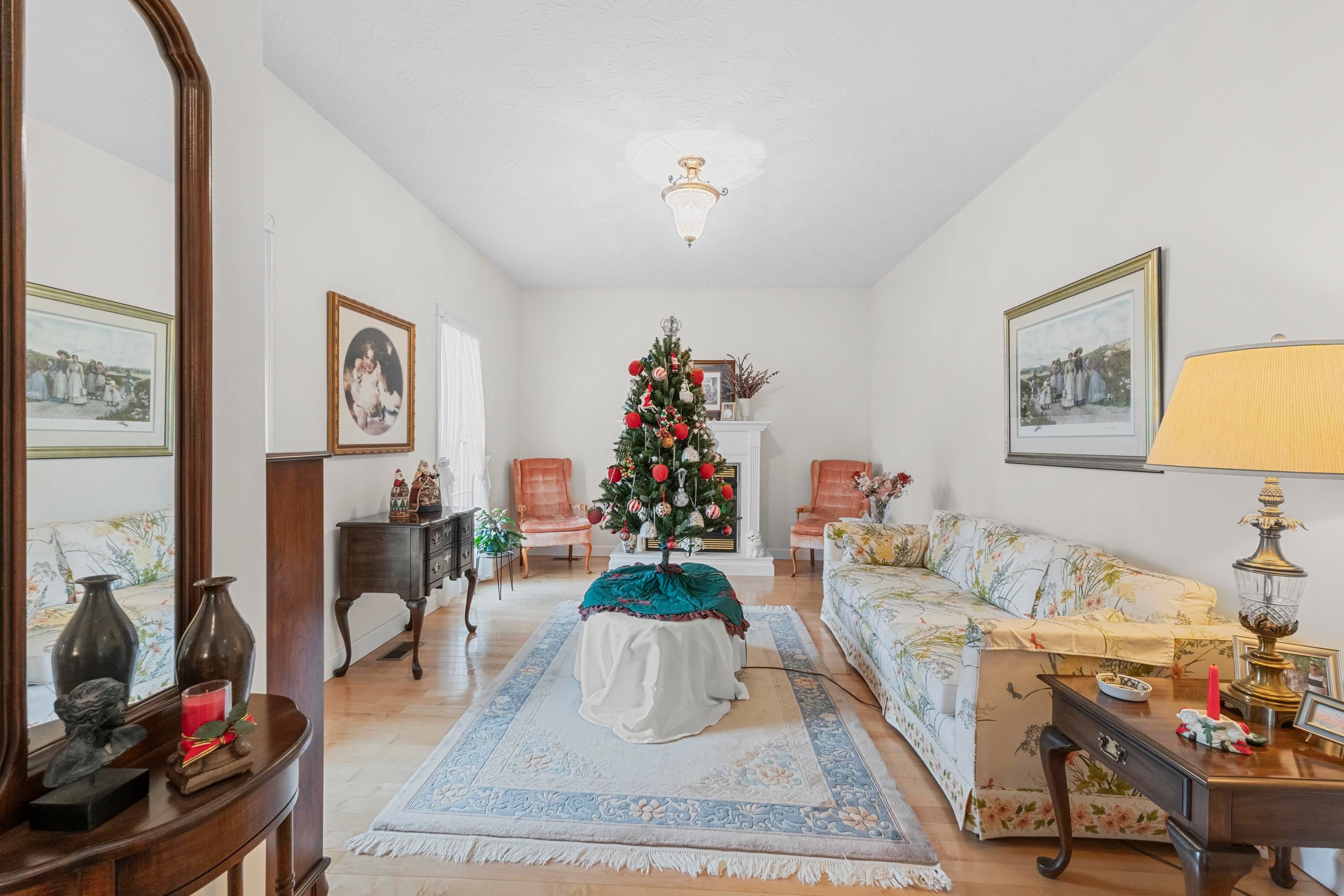 453 Laurel Ridge Road Culloden, WV 25510 - Photo 4 of 31 Gallery Image 4