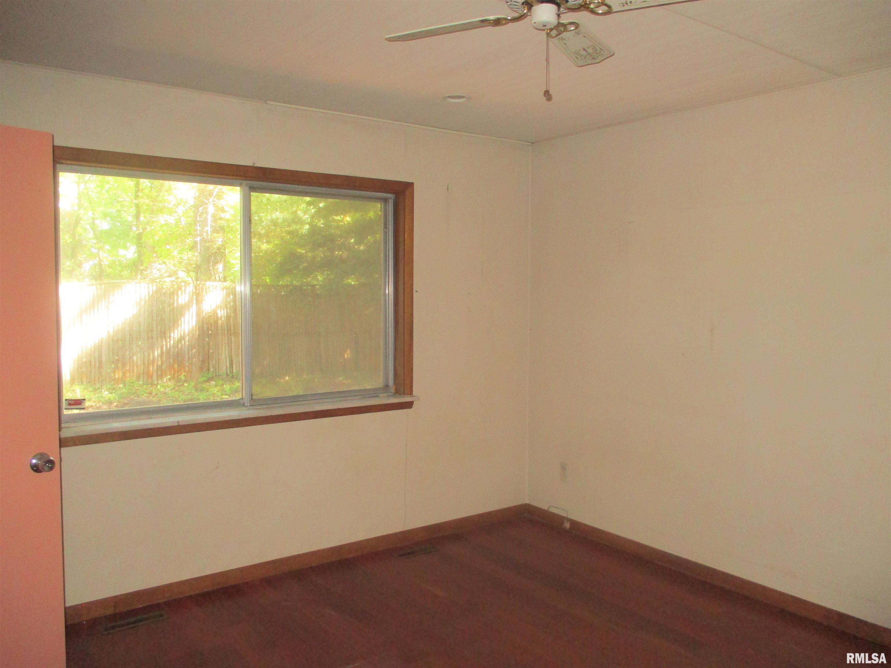 5517 North Prospect Road Peoria, IL 61614 - Photo 13 of 28 Gallery Image 13
