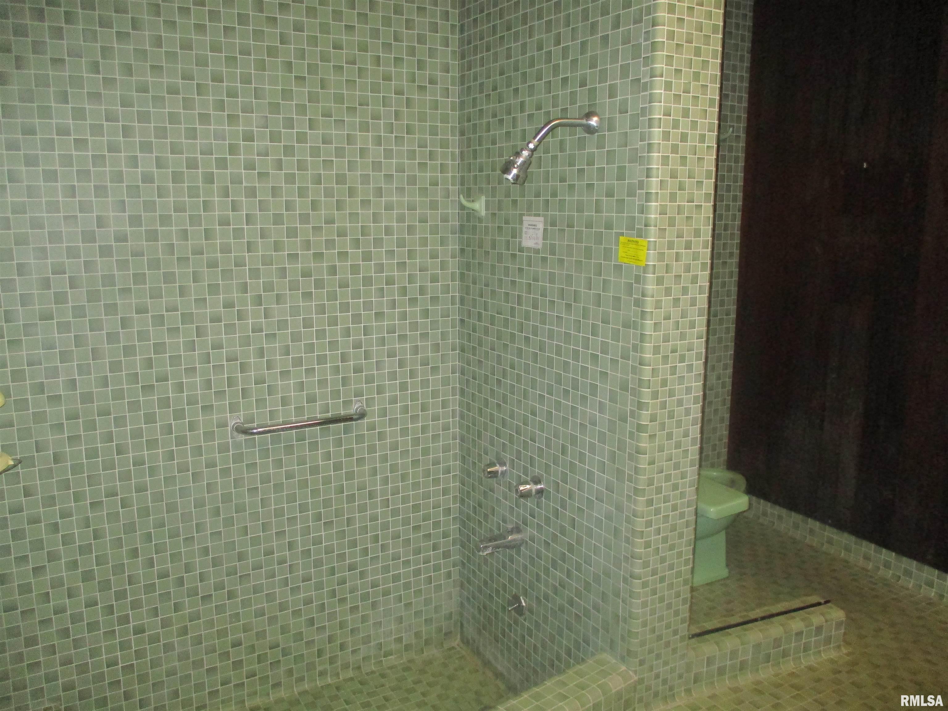 5517 North Prospect Road Peoria, IL 61614 - Photo 20 of 28 Gallery Image 20