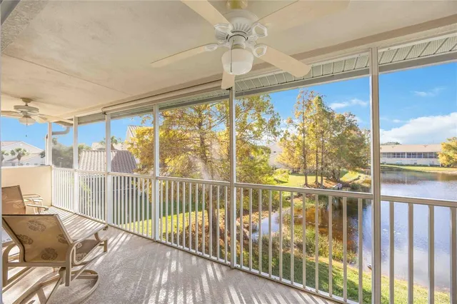 $259,900 | 6424 Bay Cedar Lane, Unit 201, Bradenton, FL 34203