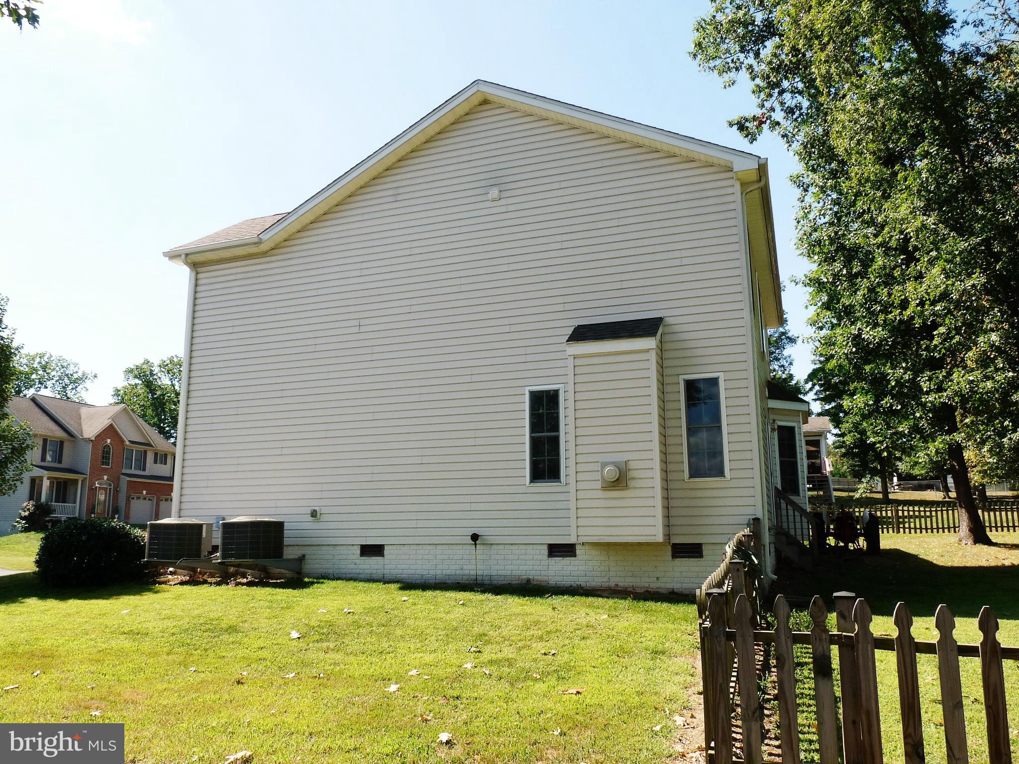 95 Raft Court Inwood, WV 25428 - Photo 8 of 30 Exterior (General)