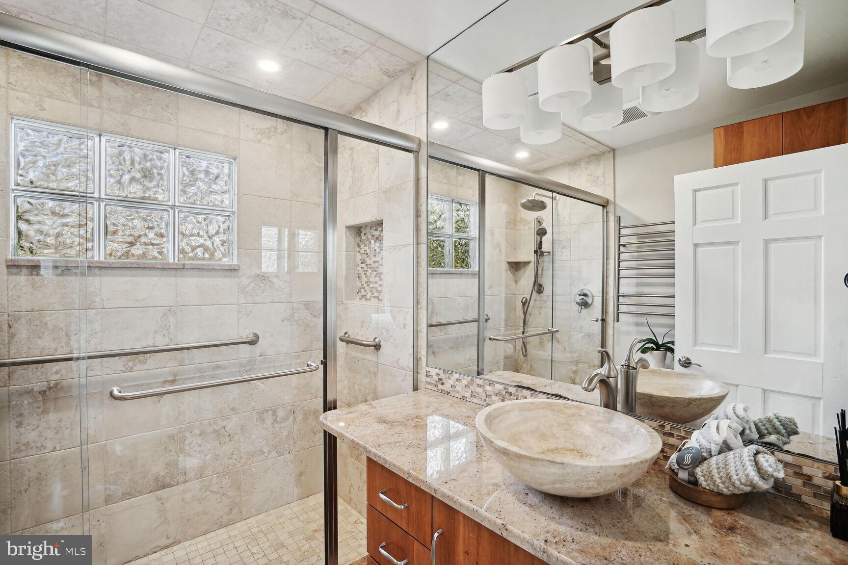 1717 Briar Ridge Road McLean, VA 22101 - Photo 15 of 27