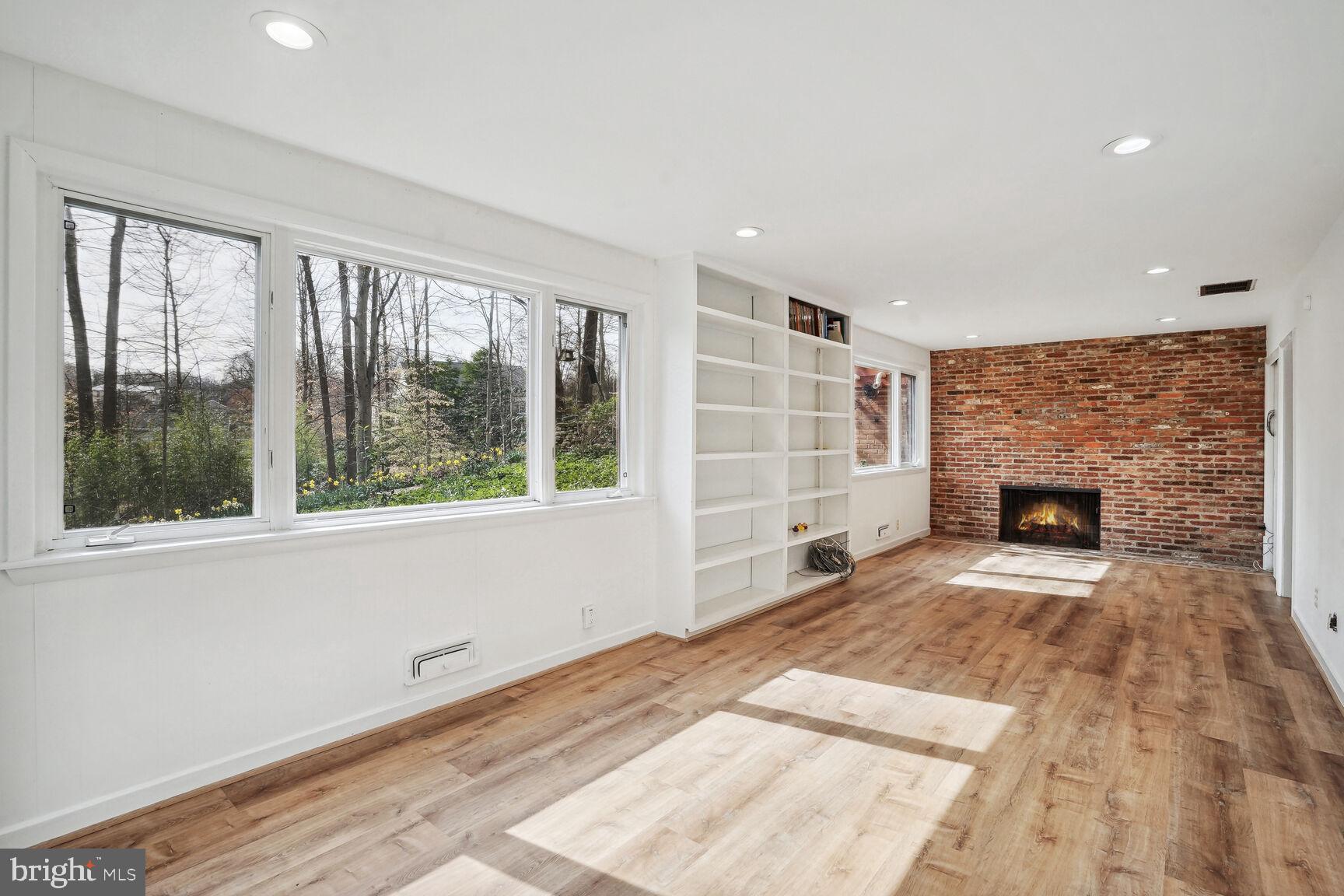 1717 Briar Ridge Road McLean, VA 22101 - Photo 21 of 27