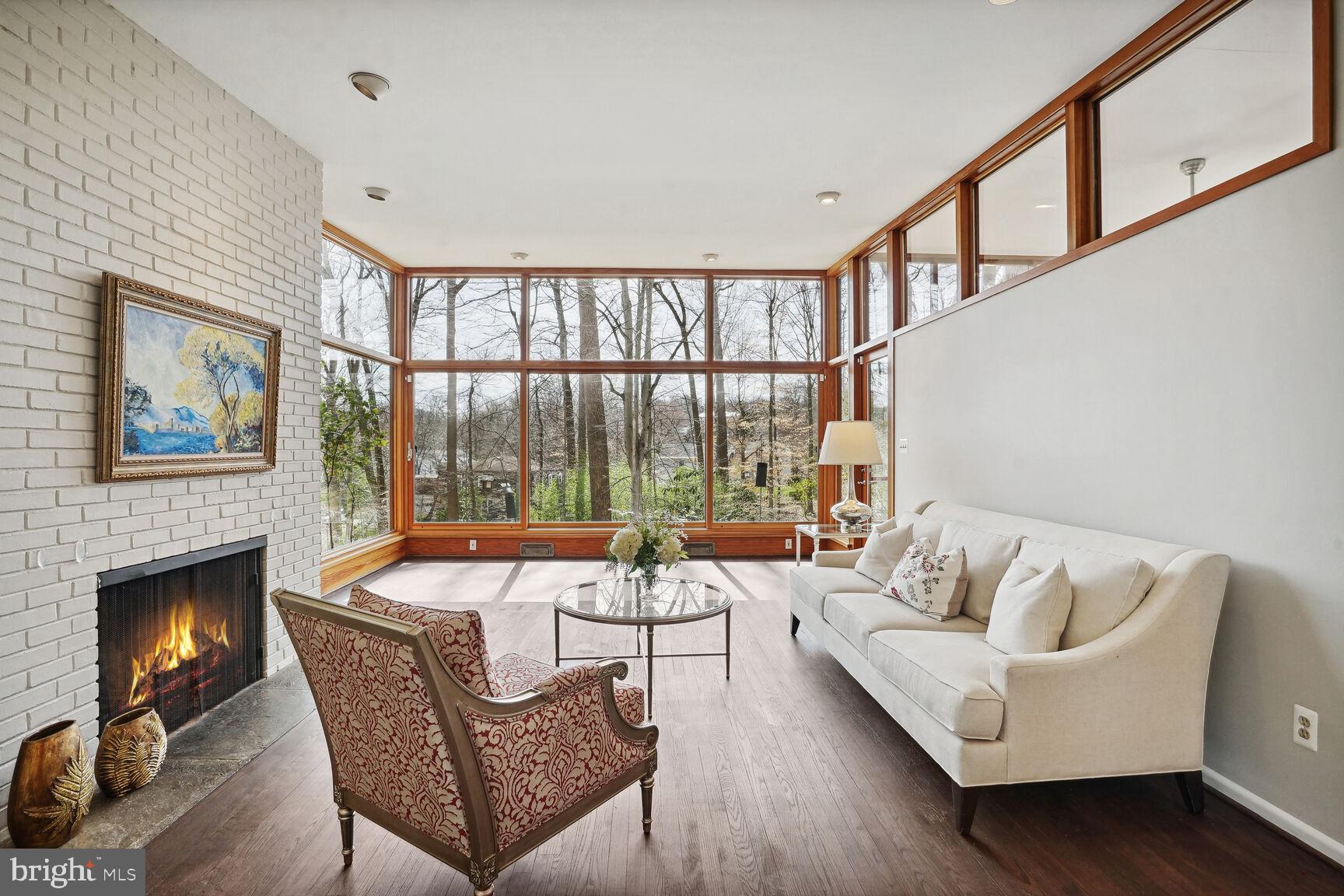 1717 Briar Ridge Road McLean, VA 22101 - Photo 6 of 27