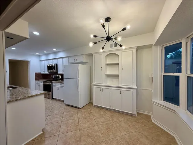 $3,350 | 7351 Wellcrest Drive, Dallas, TX 75230