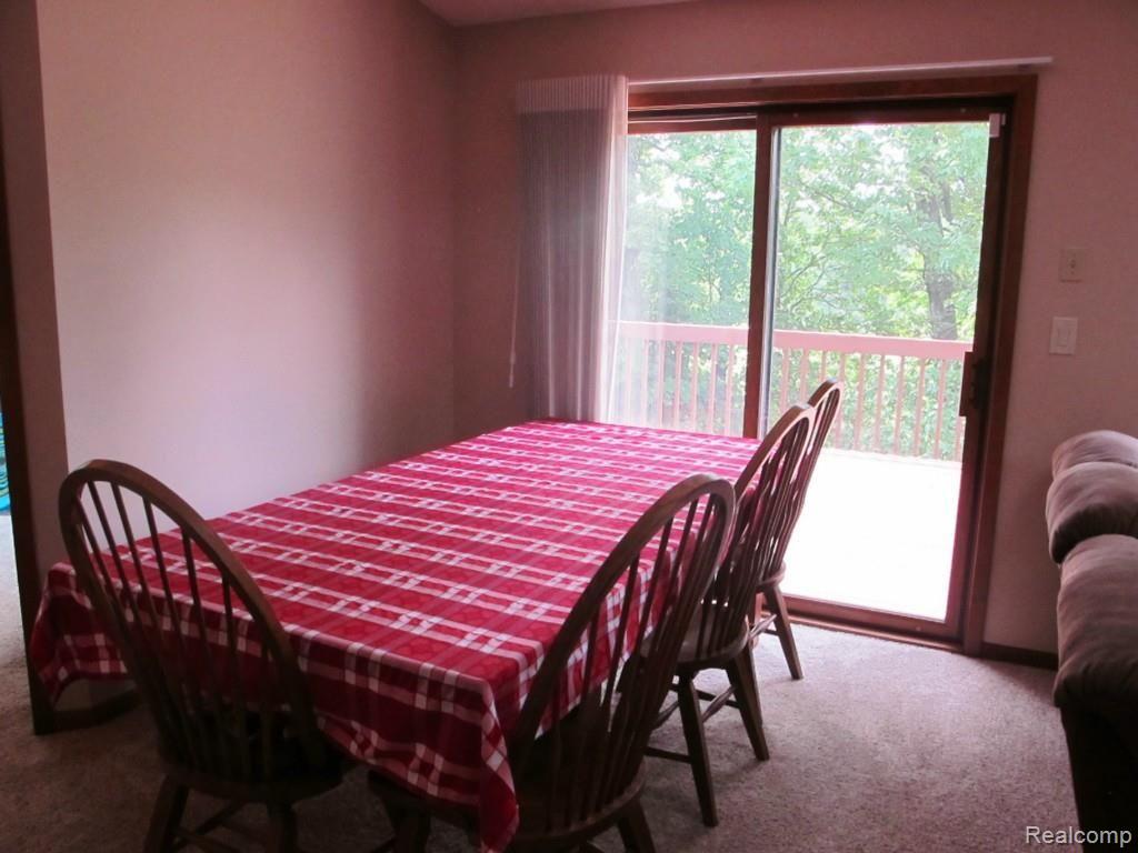 1350 East Schafer Road Pinckney, MI 48169 - Photo 8 of 51 Dining Room 1