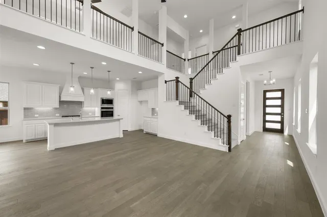 $516,590 | 1536 Euclid Alley, Corinth, TX 76208