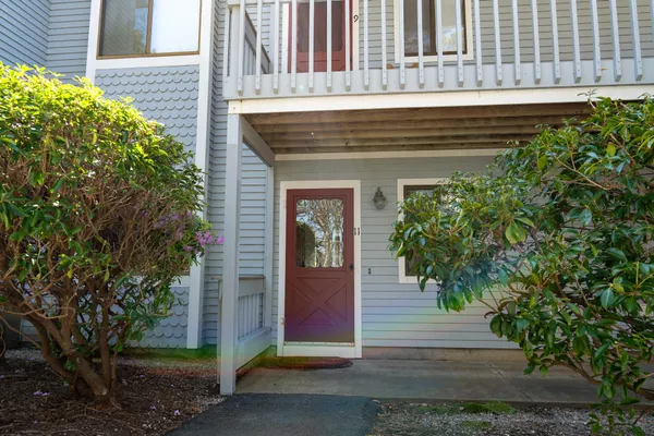 $425,000 | 11 Chilton Lane, Unit 11, Brewster, MA 02631