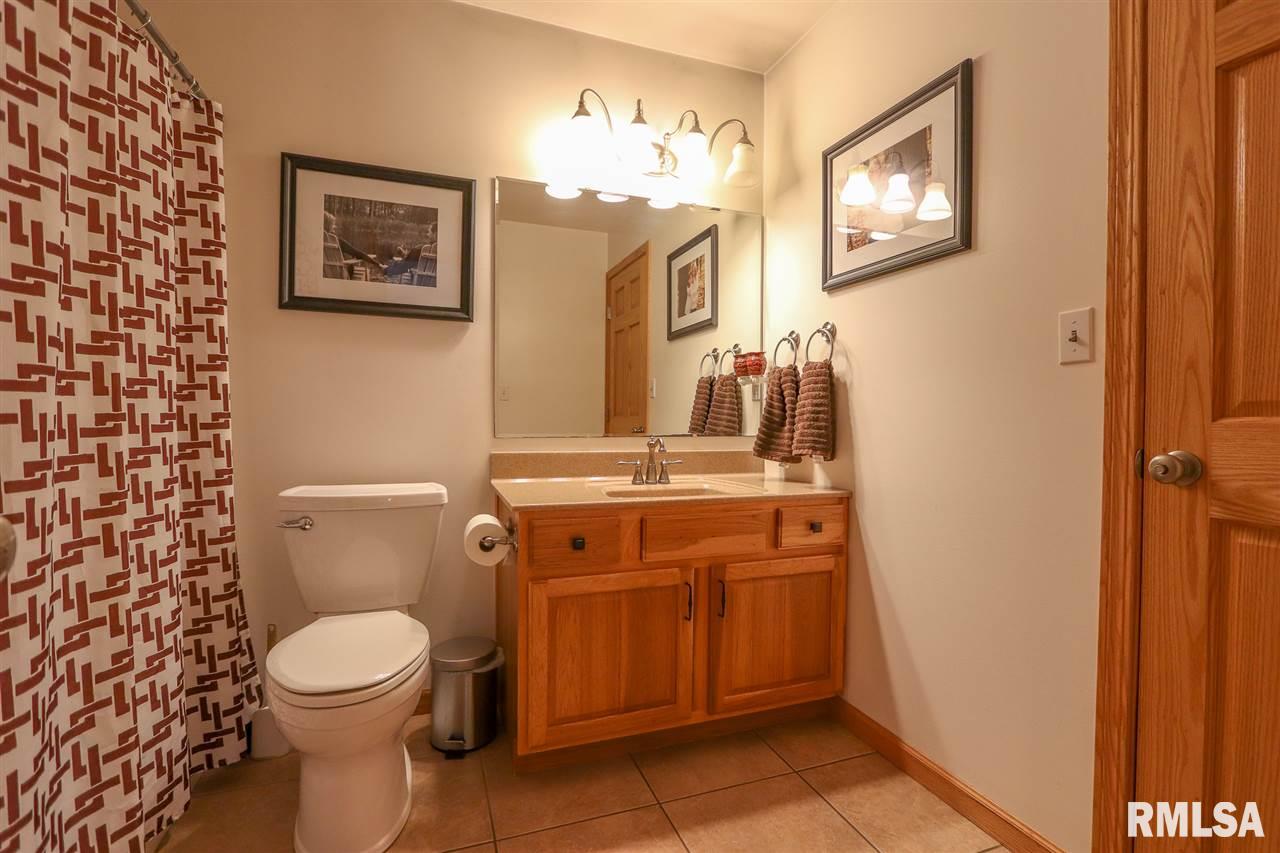 842 Banta Road Lowpoint, IL 61545 - Photo 26 of 36 Gallery Image 26