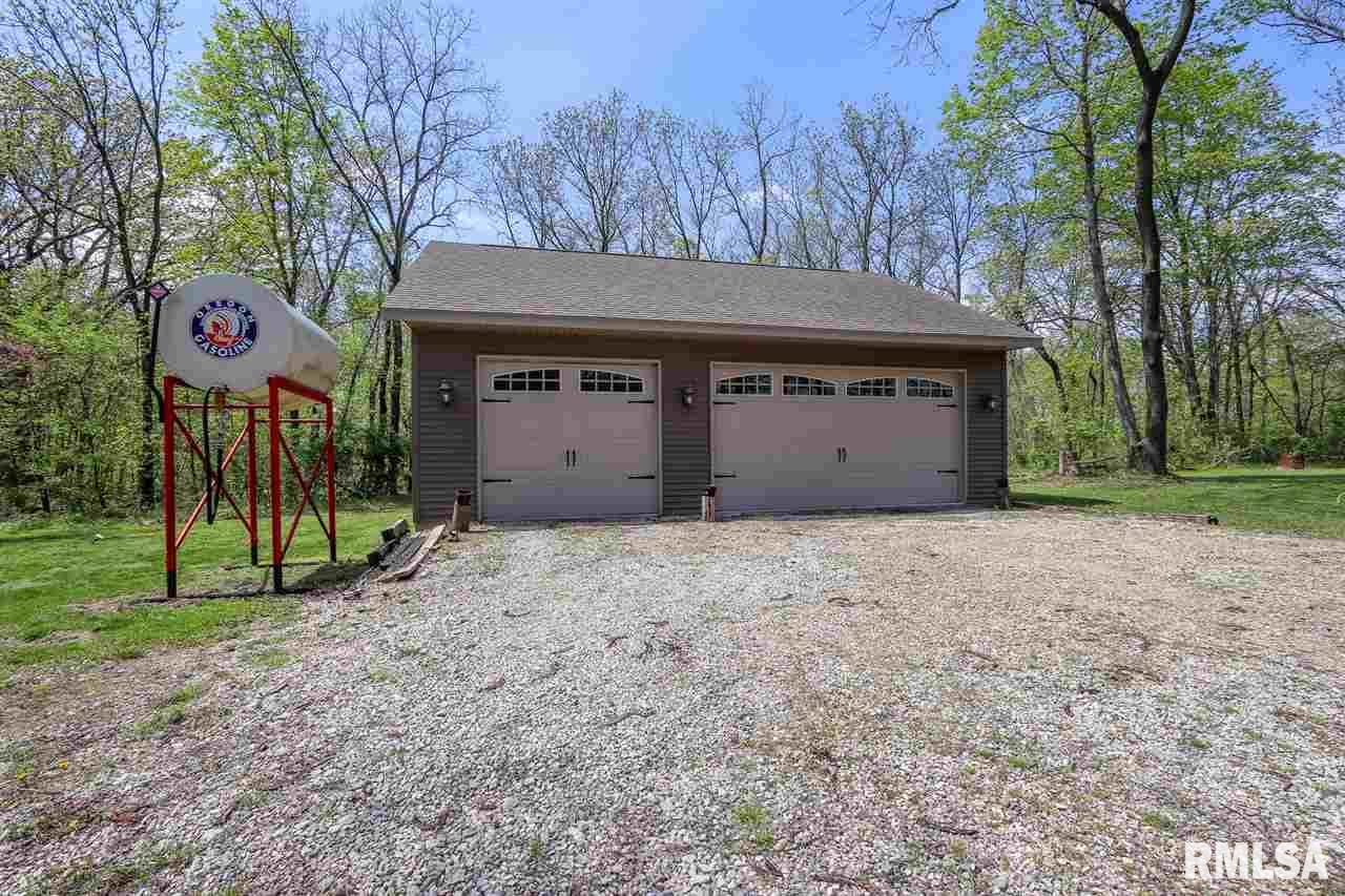842 Banta Road Lowpoint, IL 61545 - Photo 6 of 36 Gallery Image 6