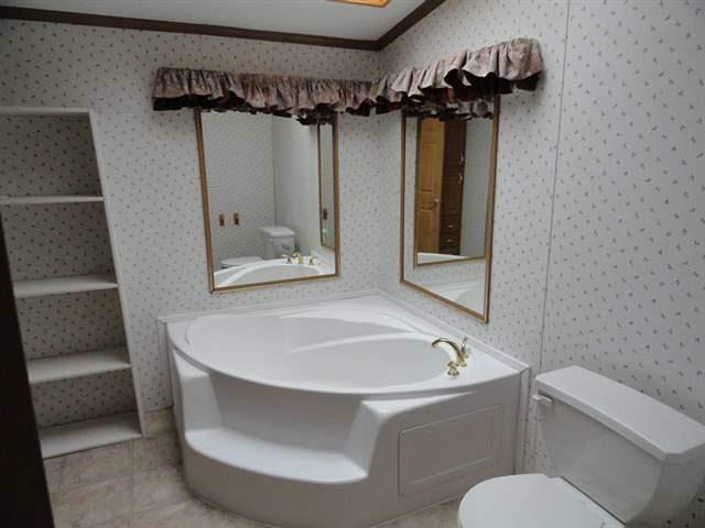 4942 Southwest Washington School Road Campbellsburg, IN 47108 - Photo 8 of 10 Gallery Image 8