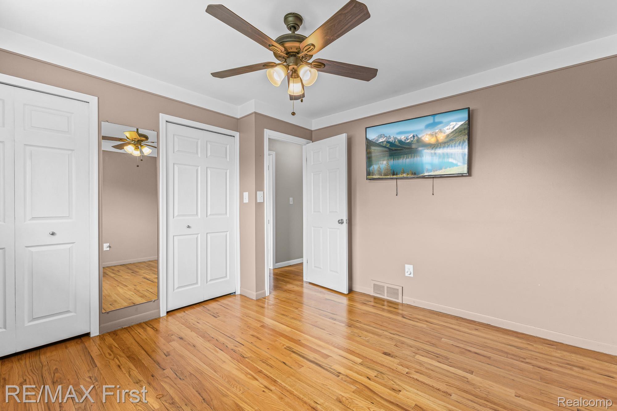 34356 Greentrees Road Sterling Heights, MI 48312 - Photo 27 of 40 25-IMG_6053_web.jpg