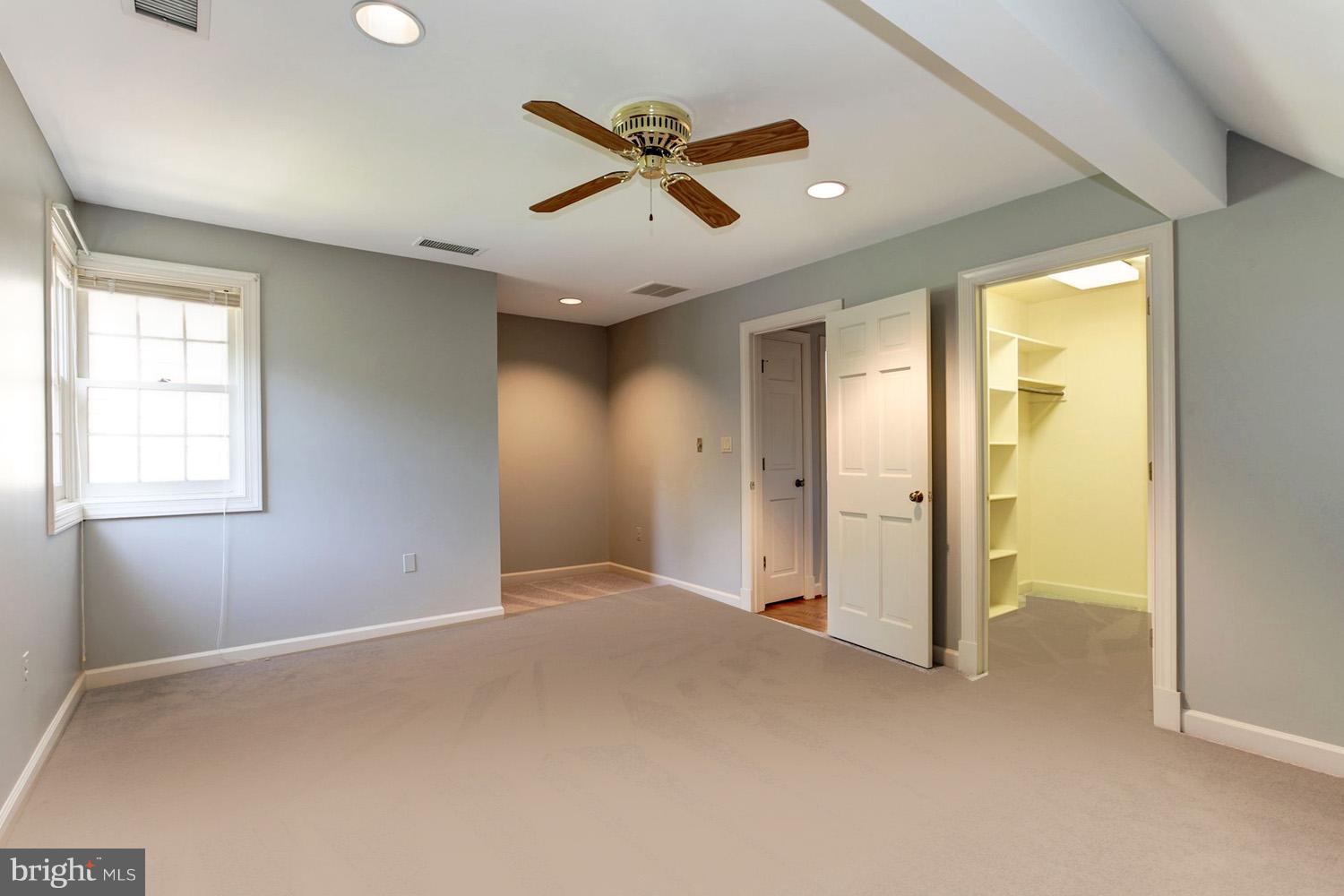 130 South River Landing Road Edgewater, MD 21037 - Photo 19 of 30 Two Upper Level Bedrooms Each with Walk-In Closet