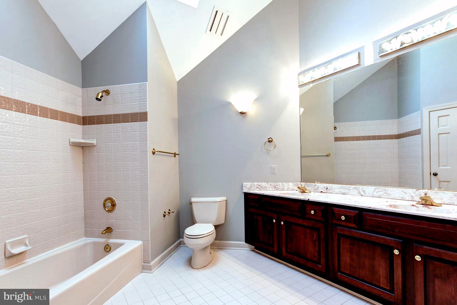 130 South River Landing Road Edgewater, MD 21037 - Photo 22 of 30 Gorgeous Vaulted Dual Vanity Hall Bath w/Spa Tub