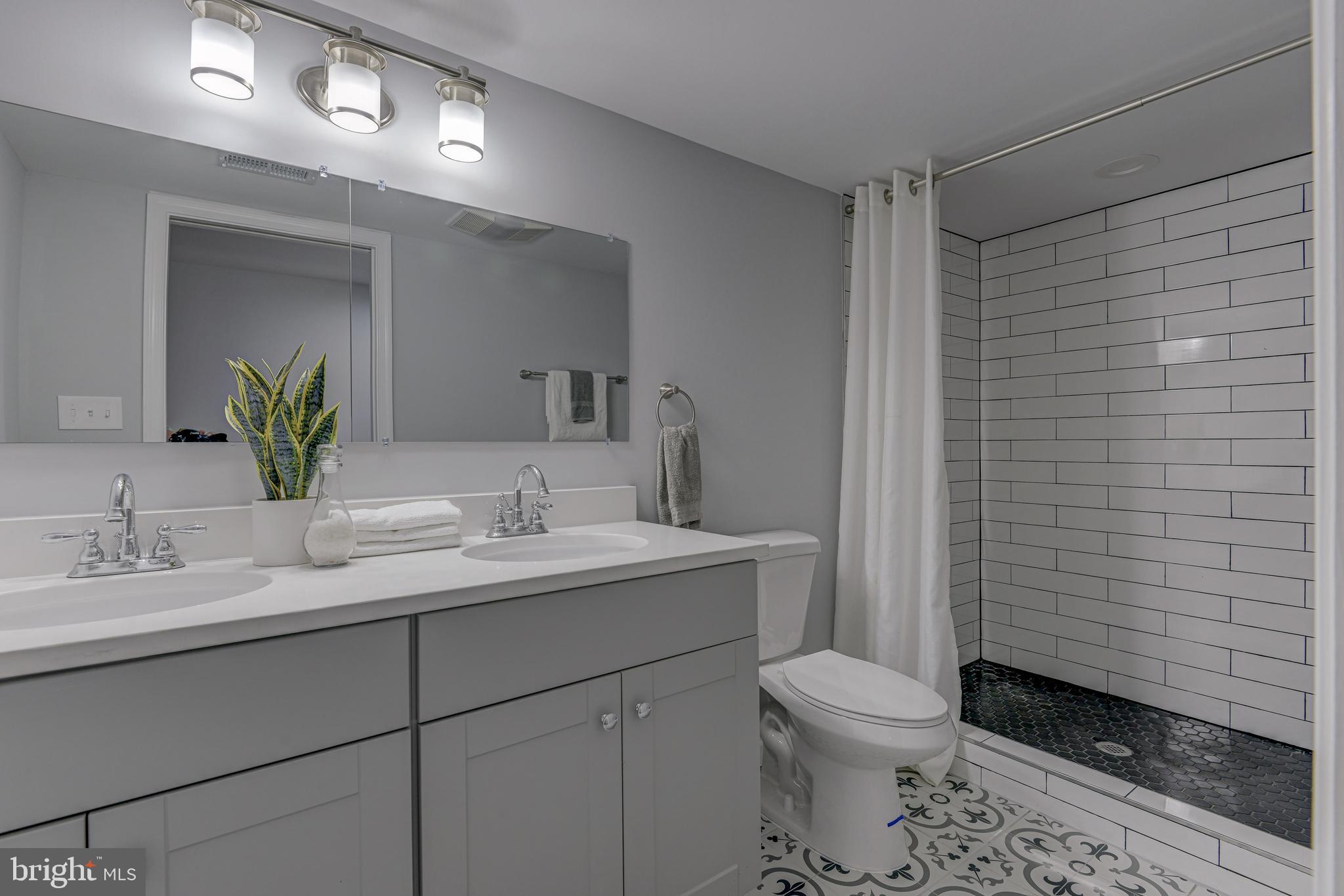 14304 Duckett Road Brandywine, MD 20613 - Photo 32 of 35 Bathroom